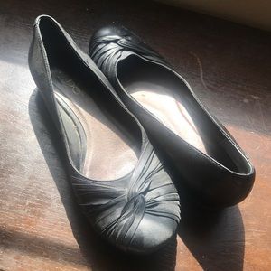 Aldo Black Buttery Criss-cross Ballet Flats